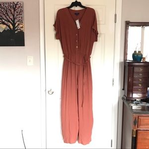 Clay Orange Romper (NWT!!) ✨